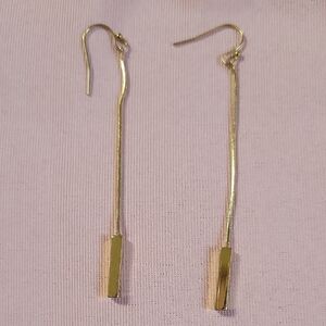 Source Unknown Gold Minimalist Earrings